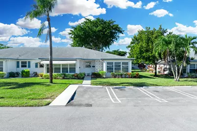 1200 S Drive Circle #D, Delray Beach, FL 33445 - Photo 1