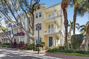 1037 W Heritage Club Cir, Delray Beach, FL 33483 - Photo 1