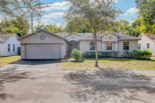 4846 NW 14th St, Coconut Creek, FL 33063 - Photo 1