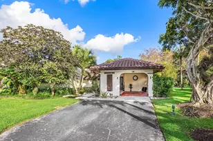 21720 Arriba Real, Boca Raton, FL 33433 - Photo 1