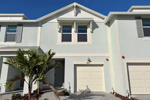 617 Salisbury Cir, Fort Pierce, FL 34982 - Photo 1