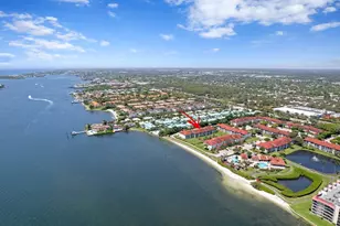 110 Half Moon Cir, Hypoluxo, FL 33462 - Photo 1