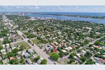 3000 Broadway #C, West Palm Beach, FL 33407 - Photo 1