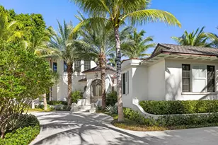 433 Antigua Ln, Palm Beach, FL 33480 - Photo 1