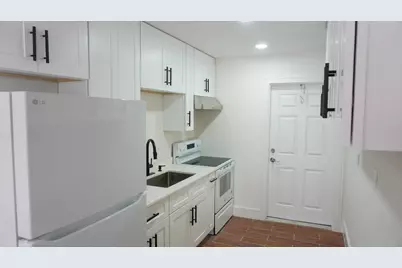 1414 Avenue I #B, Fort Pierce, FL 34950 - Photo 1