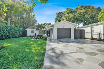 320 33rd Street, West Palm Beach, FL 33407 - Photo 1