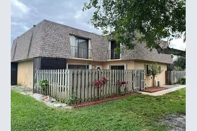 4602 Waterview Circle, Palm Springs, FL 33461 - Photo 1