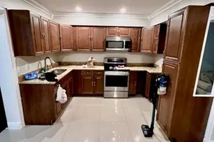 340 W Blue Heron Blvd, Riviera Beach, FL 33404 - Photo 1