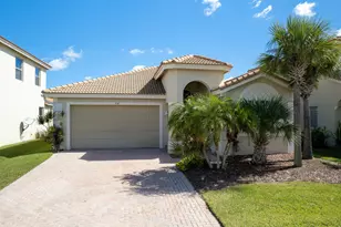754 Aberfoyle Ave, Fort Pierce, FL 34947 - Photo 1