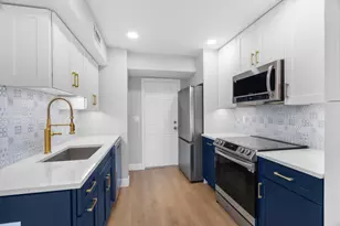 3041 E Palm Dr, Boynton Beach, FL 33435 - Photo 1