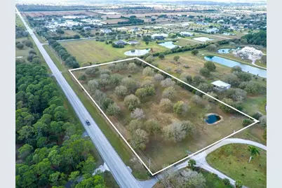 195 66th Avenue SW, Vero Beach, FL 32968 - Photo 1