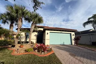 11908 SW Crestwood Cir, Port Saint Lucie, FL 34987 - Photo 1