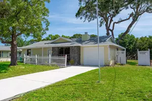 2441 SE Avalon Rd, Port Saint Lucie, FL 34952 - Photo 1