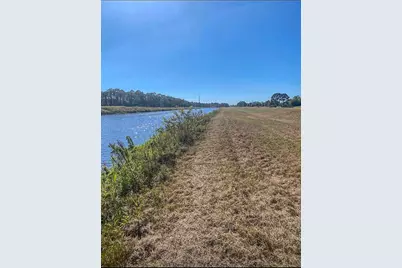 564 SE 40th Avenue, Okeechobee, FL 34974 - Photo 1