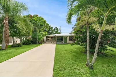 1370 4th Court, Vero Beach, FL 32960 - Photo 1
