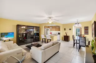 386 Grantham F, Deerfield Beach, FL 33442 - Photo 1