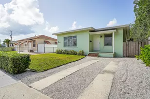 422 Winters St, West Palm Beach, FL 33405 - Photo 1