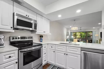 508 Brackenwood Place, Palm Beach Gardens, FL 33418 - Photo 1