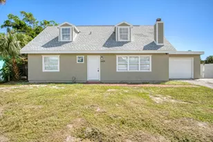 5431 SE Grafton Ave, Stuart, FL 34997 - Photo 1