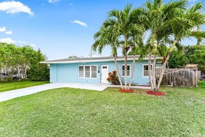 2800 NE 8th Avenue NE, Pompano Beach, FL 33064 - Photo 1