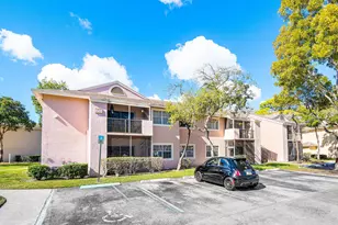 751 Cypress Ln, Deerfield Beach, FL 33064 - Photo 1