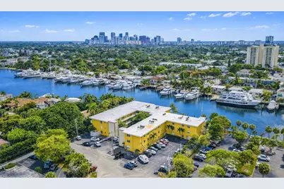 815 Middle River Drive #102, Fort Lauderdale, FL 33304 - Photo 1