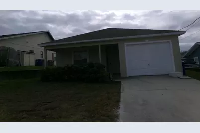 319 15th Street SW, Vero Beach, FL 32962 - Photo 1