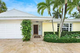 230 Onondaga Ave, Palm Beach, FL 33480 - Photo 1