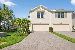 5624 SE Edgewater Cir, Stuart, FL 34997 - Photo 1