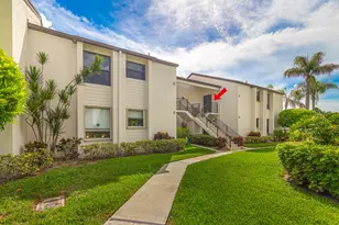 102 Wingfoot Dr, Jupiter, FL 33458 - Photo 1