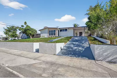 1426 Hillcrest Dr Drive, Lake Worth Beach, FL 33461 - Photo 1