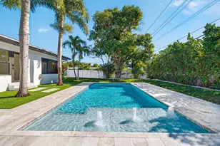 1004 Avon Rd, West Palm Beach, FL 33401 - Photo 1