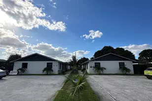 128 SW 12th Ave Ave, Delray Beach, FL 33444 - Photo 1