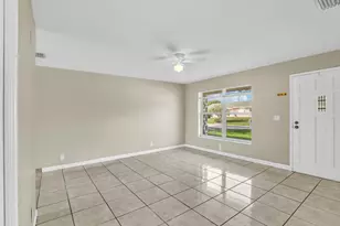 184 SE 27th Way, Boynton Beach, FL 33435 - Photo 1