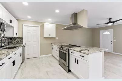 111 Alameda Avenue, Sebastian, FL 32958 - Photo 1