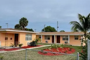 1564 W 28th St, Riviera Beach, FL 33404 - Photo 1