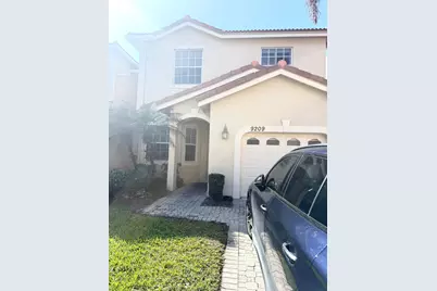 9209 Wentworth Lane, Port Saint Lucie, FL 34986 - Photo 1