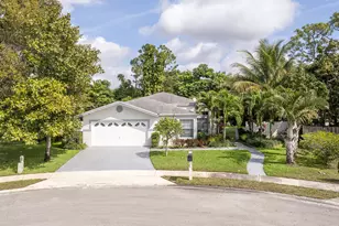 118 Churchill Dr, Royal Palm Beach, FL 33411 - Photo 1
