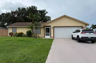 218 SW Amesbury Ave, Port Saint Lucie, FL 34953 - Photo 1