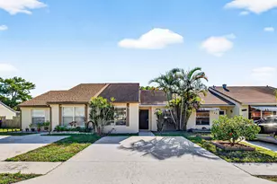 108 Pinewood Ct, Jupiter, FL 33458 - Photo 1