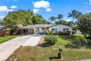 1080 W Shore Dr, West Palm Beach, FL 33406 - Photo 1