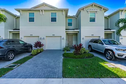 620 SE Lake Falls Street, Port Saint Lucie, FL 34984 - Photo 1