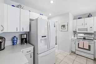 2049 SE 6th St, Deerfield Beach, FL 33441 - Photo 1