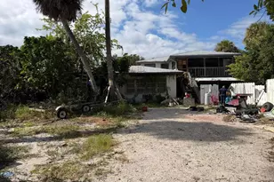 6201 S Indian River Dr, Fort Pierce, FL 34982 - Photo 1