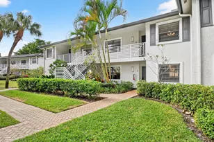 9 Southport Ln, Boynton Beach, FL 33436 - Photo 1