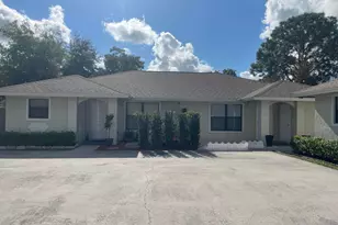 1450 Hawthorne Pl, Wellington, FL 33414 - Photo 1