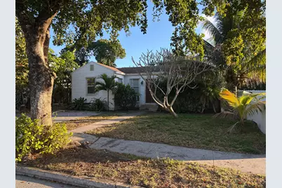 926 NW Upland Road, West Palm Beach, FL 33401 - Photo 1