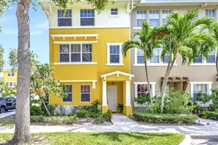 883 Millbrae Ct, West Palm Beach, FL 33401 - Photo 1