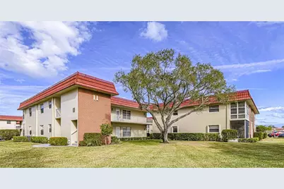 11 Vista Palm Lane #103, Vero Beach, FL 32962 - Photo 1