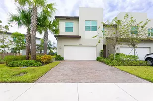 4830 Navali Dr, Lake Worth, FL 33467 - Photo 1